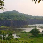 4-5 मिनिटे वाचवण्यासाठी, एक प्रस्तावित रस्ता धोकादायक वेताळ टेकडी