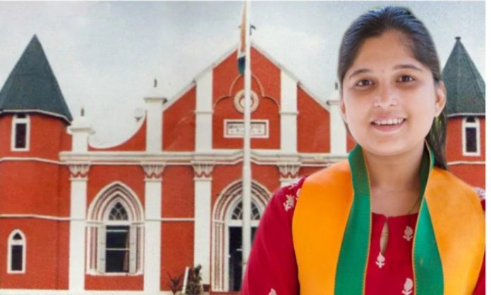 फलटणकरांनी आजपासूनच पाणी बचतीचा संकल्प करावा; नगरसेविका सिद्धाली शहा यांचे आवाहन