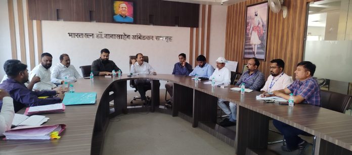 नगराध्यक्ष समशेरसिंह नाईक निंबाळकर यांचा महावितरणला इशारा; विनापरवाना कामे केल्यास गुन्हा दाखल करणार!