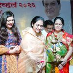 फलटण फेस्टिव्हलमध्ये महाराष्ट्राच्या लोककलेचा जागर; लावणीच्या ठेक्यावर रसिक मंत्रमुग्ध!