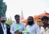 माळजाई मंदिर परिसरात पशुपक्ष्यांसाठी चारा-पाण्याची व्यवस्था; प्रमोद (अण्णा) निंबाळकर यांचा सामाजिक उपक्रमांना पाठिंबा! दुष्काळसदृश परिस्थितीच्या पार्श्वभूमीवर मुक्या जीवांसाठी पुढाकार; लायन्स क्लबच्या माध्यमातून भविष्यात व्यापक सहकार्याचे आश्वासन