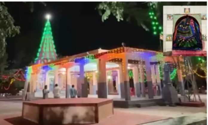 माळजाई मंदिरातील नवरात्र व दसरा महोत्सव भक्तिमय वातावरणात उत्साहात संपन्न!  देवीची आकर्षक आरास, विद्युत रोषणाई, दांडिया, महिला मंडळांचे भजन-कीर्तन आणि पारंपरिक सीमोल्लंघन सोहळ्याला भाविकांचा उत्स्फूर्त प्रतिसाद